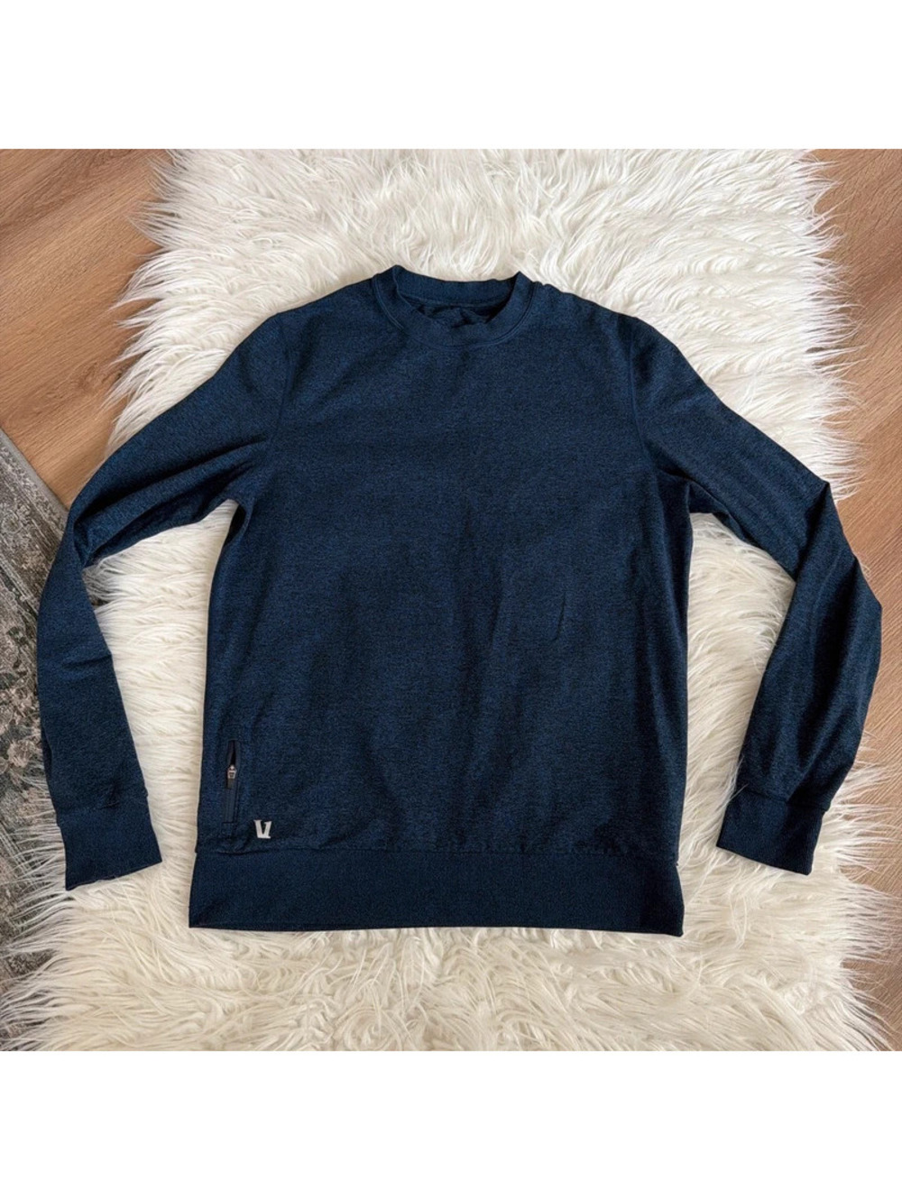 Vuori men’s crewneck size S